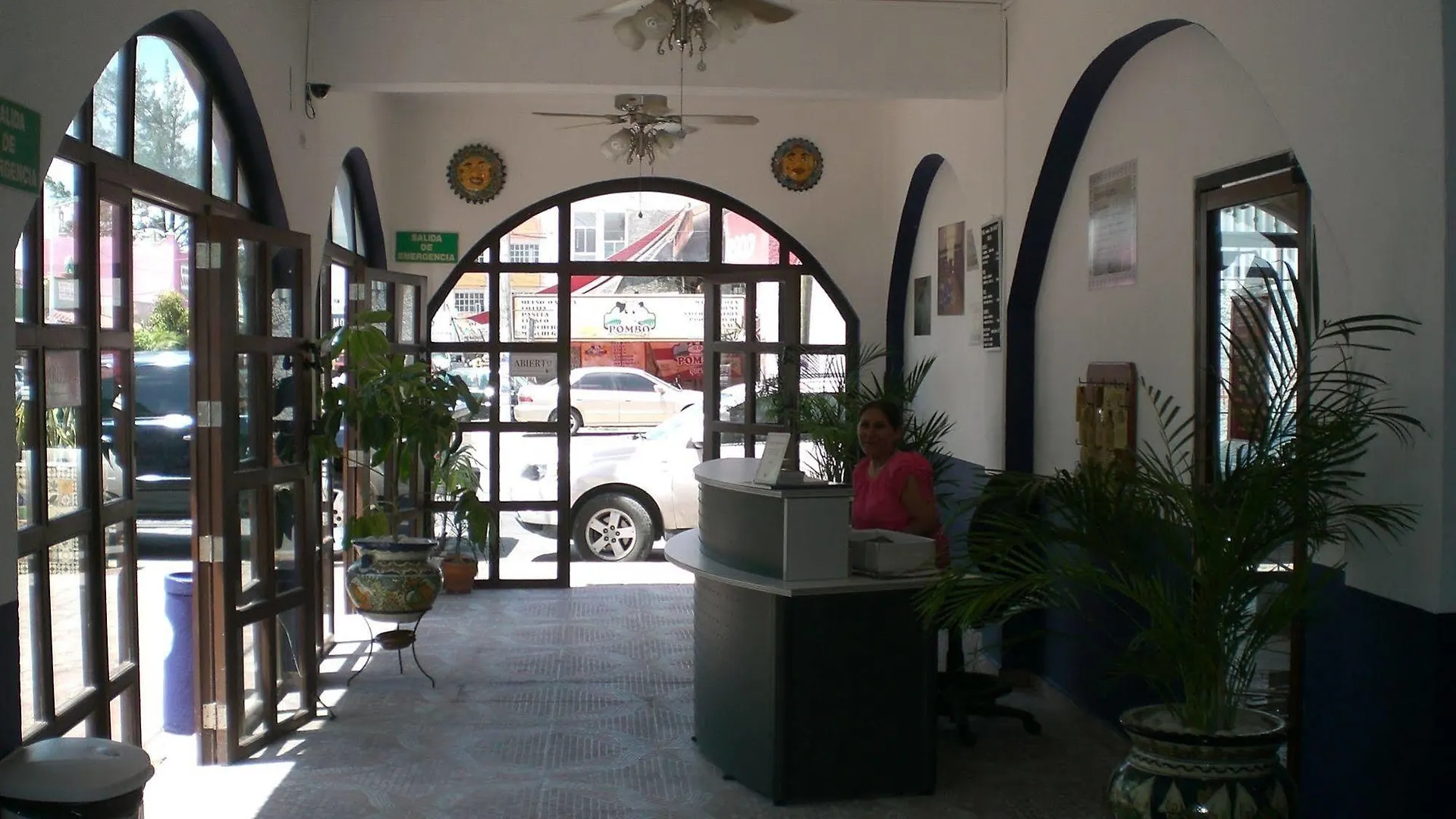 **  Hotel Colonial San Carlos Cancún México